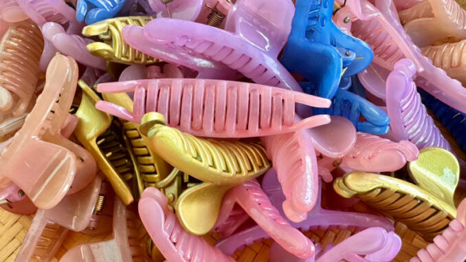 กิ๊บหนีบผม สีสันสดใส สไตล์เกาหลี อะคริลิค กิ๊บหนีบผม สีสันสดใส สไตล์เกาหลี อะคริลิค