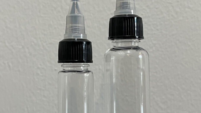 ขวดเเบ่ง ขวดพลาสติกใส/สำหรับใส่หมึก/ใส่สี/ขนาด 1/2 Oz./ขนาด1 Oz. ขวดเเบ่ง ขวดพลาสติกใส/สำหรับใส่หมึก/ใส่สี/ขนาด 1/2 Oz./ขนาด1 Oz.