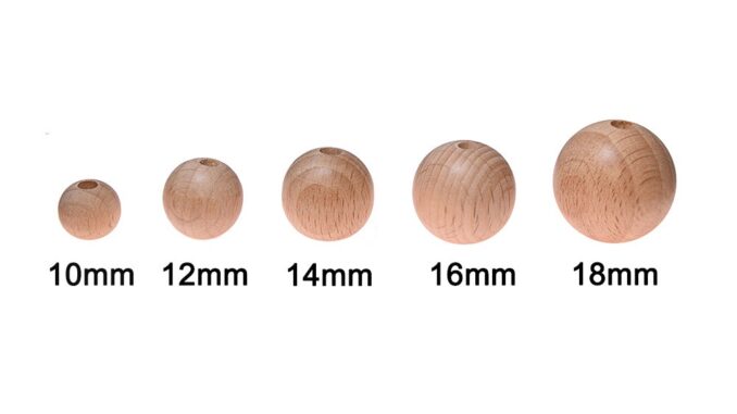 ลูกปัดไม้บีช ทรงกลม (10-18 มม.) 10 ชิ้น