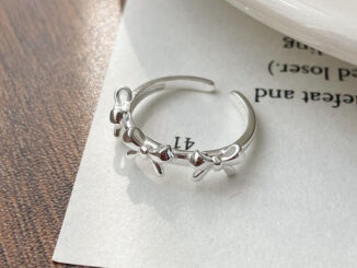 Mousse ring S925 แต่งโบว์จิ๋วสามชิ้น
