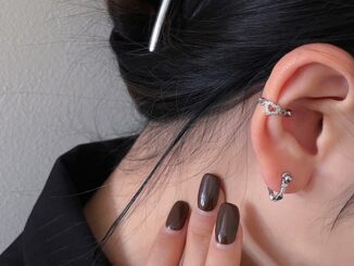 [highbuying] ใหม่ อินเทรนด์ สุดเท่ ดาว กระดูกอ่อน ต่างหู สําหรับผู้หญิง เด็กผู้หญิง สกรู ด้านหลัง พังก์ โกธิก เกลียว ต่างหู เครื่องประดับ ใหม่ พร้อมส่ง