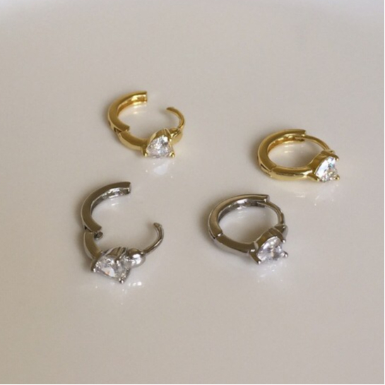 003-littlegirl gifts-ต่างหูห่วงฝังเพชรรูปหัวใจs925