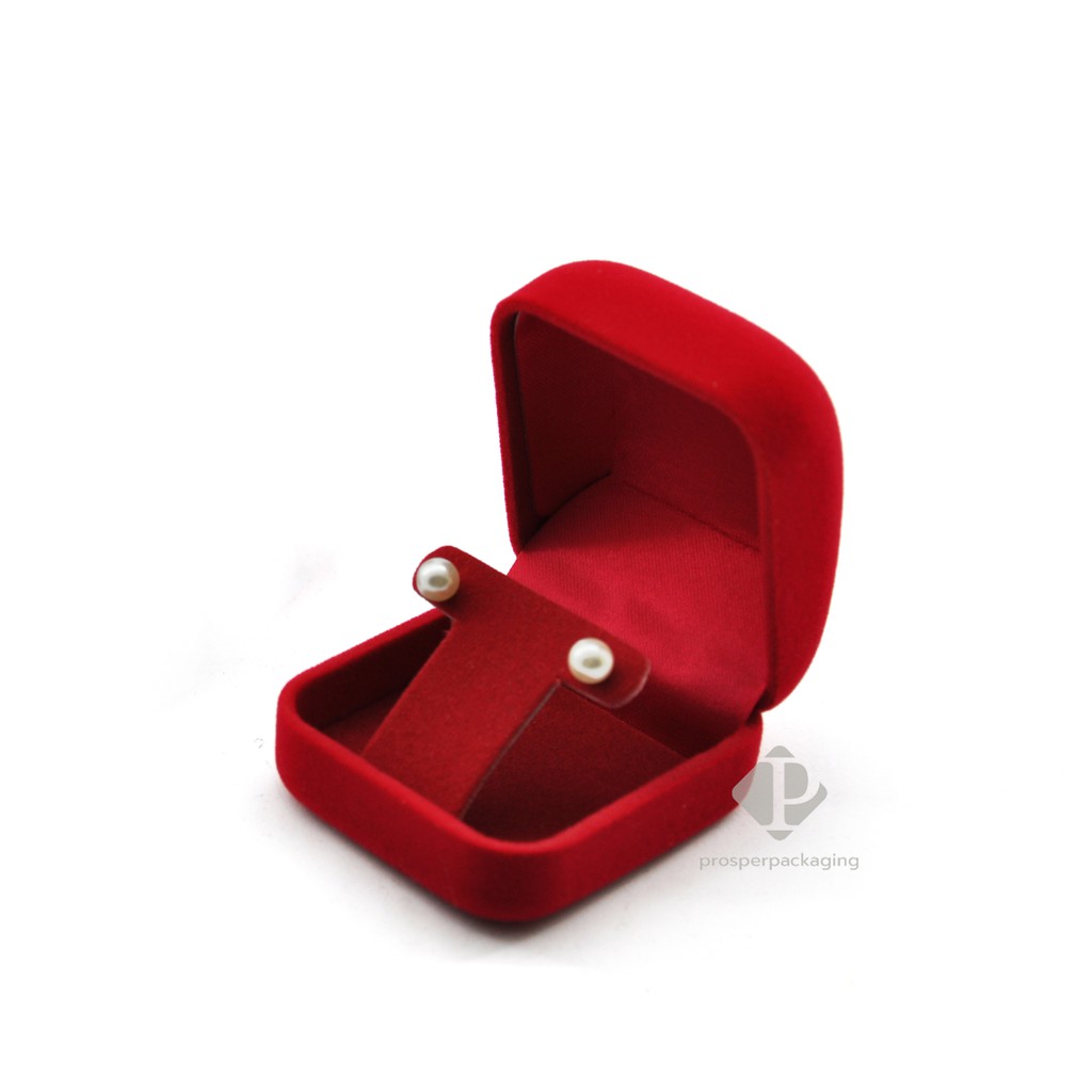 (12ใบ)กล่องกำหมะหยี่ ใส่ต่างหู แบบแป้นทรงตัวT ขนาดกล่อง5.3x5.8x3.4cm(code 26T:จำนวน 1 โหล)