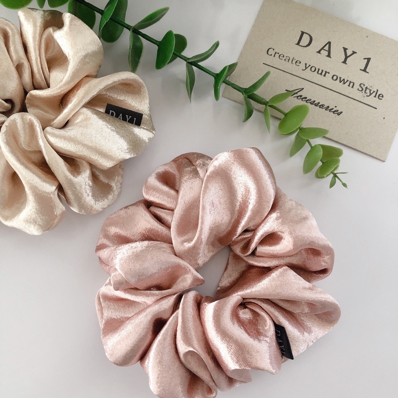 DAY 1 scrunchies โดนัทมัดผม ยางรัดผม