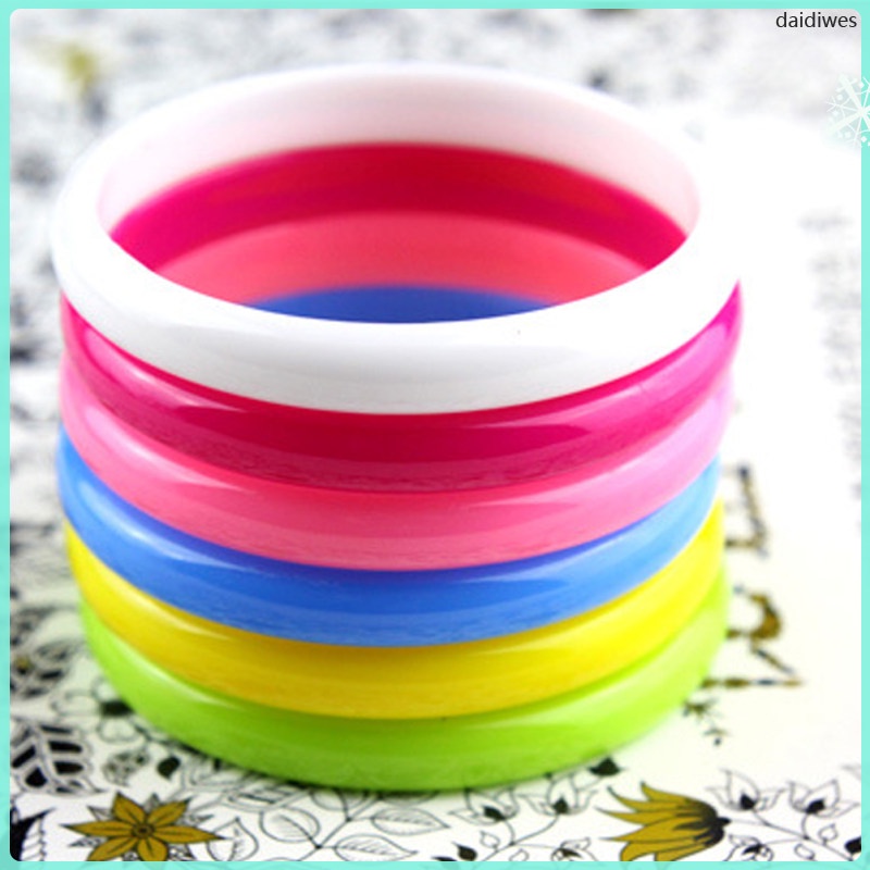 Daidiwes 6 ชิ้น สร้อยข้อมือ กําไลข้อมือ สีลูกกวาด เครื่องแต่งกายแฟชั่นเกาหลี