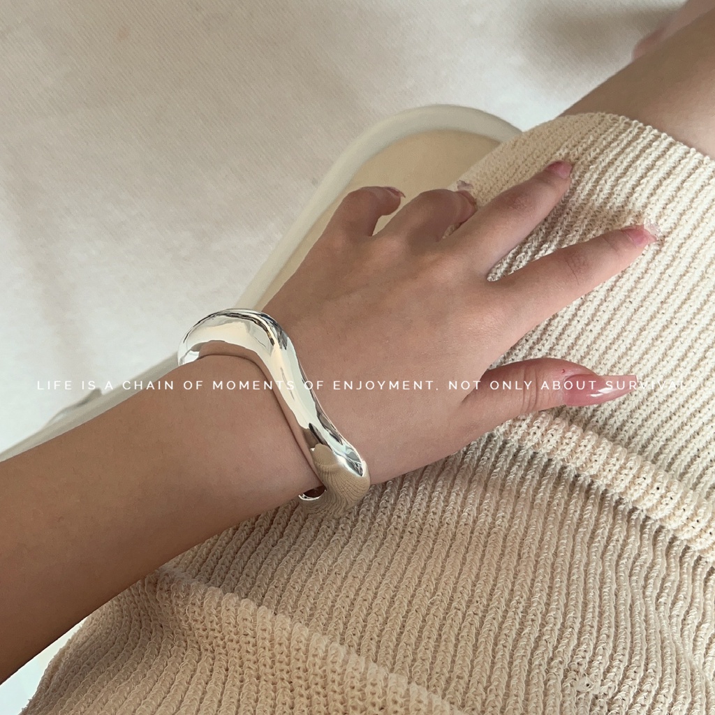 Deli สร้อยข้อมือ ประดับหินนามธรรม สีเงิน หรูหรา