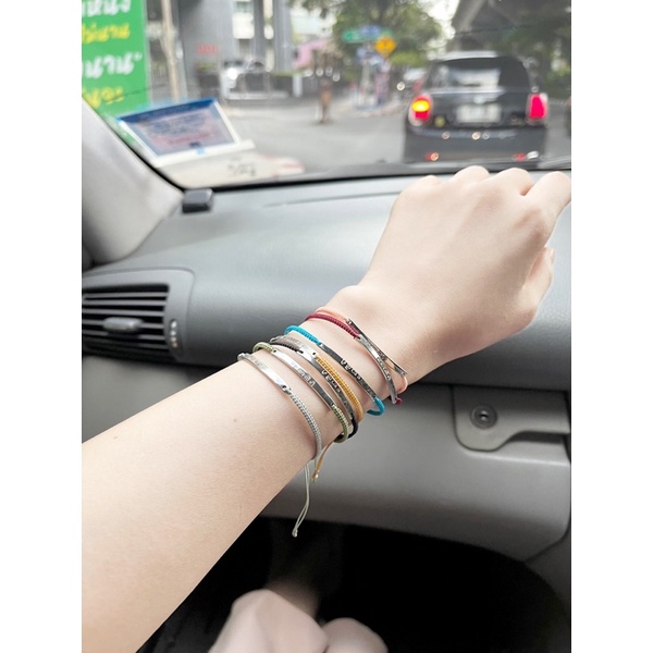 Elemulet กำไลข้อมือสายสิญจน์อักขระคชสารมงคล