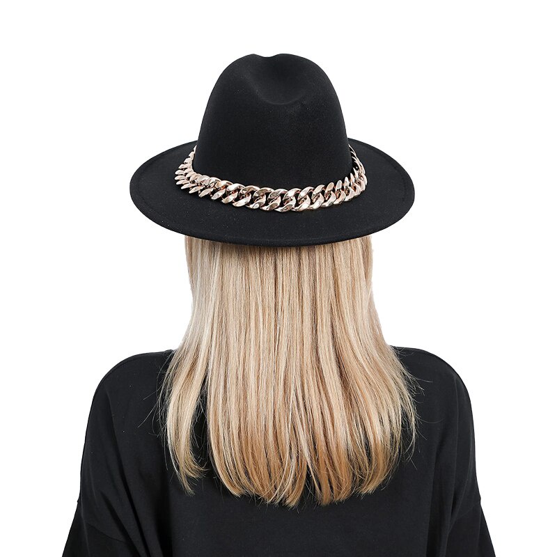 Fedora หมวกปีกกว้าง หนา สายโซ่ สีทอง แฟชั่นฤดูใบไม้ร่วง ฤดูหนาว สําหรับผู้หญิง และผู้ชาย