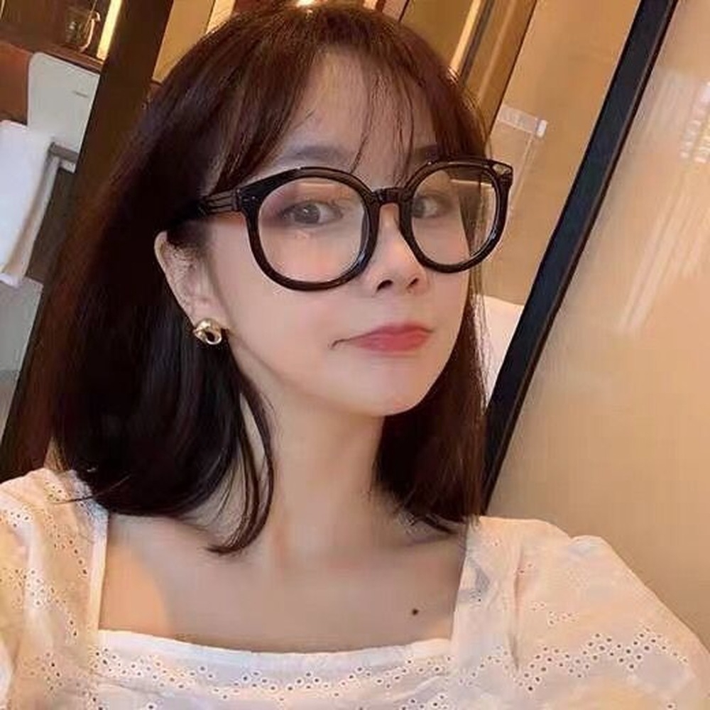 GM แว่นตาป้องกันรังสียูวีกรอบใหญ่สีด ําสําหรับผู้หญิง