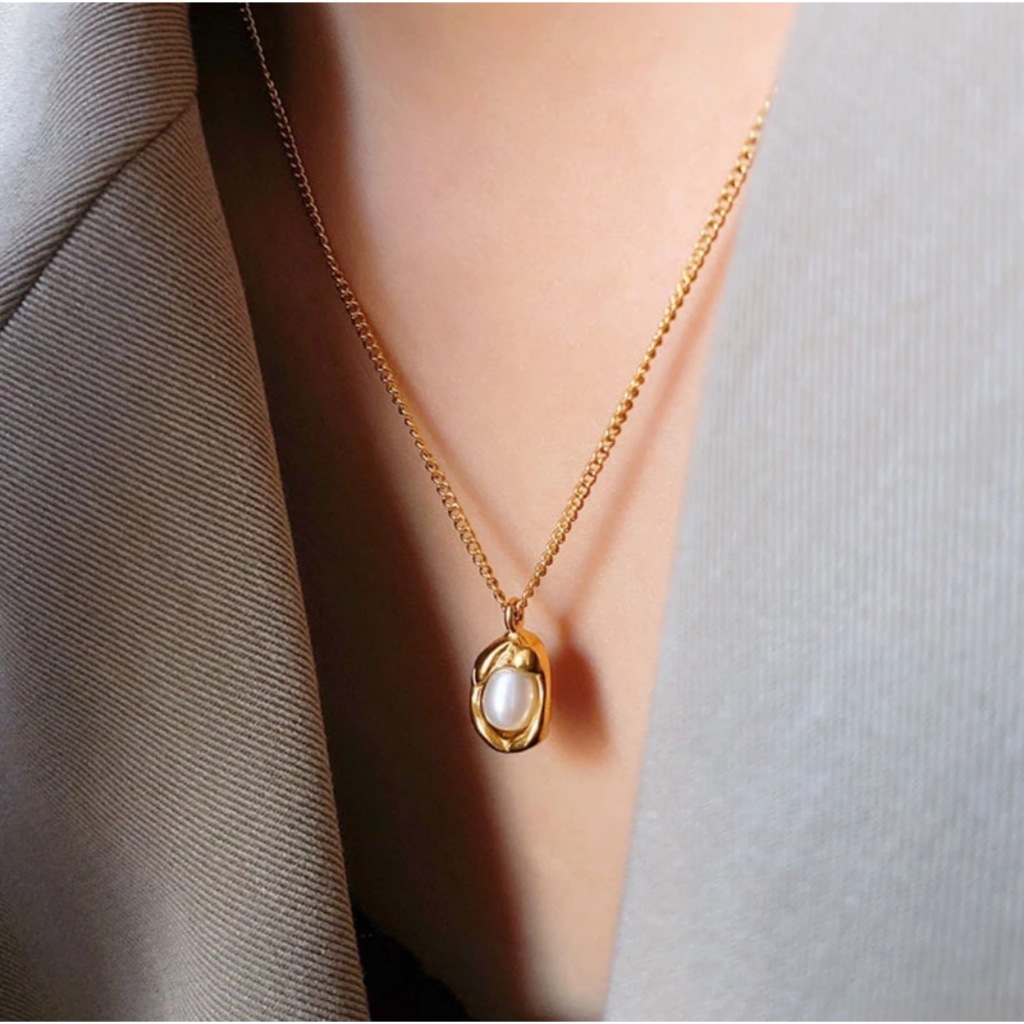 Ht สร้อยคอโซ่ เหล็กไทเทเนียม ชุบทอง 18k จี้ถั่วลิสง ไข่มุก ไม่จางหาย แฟชั่นสําหรับผู้หญิง