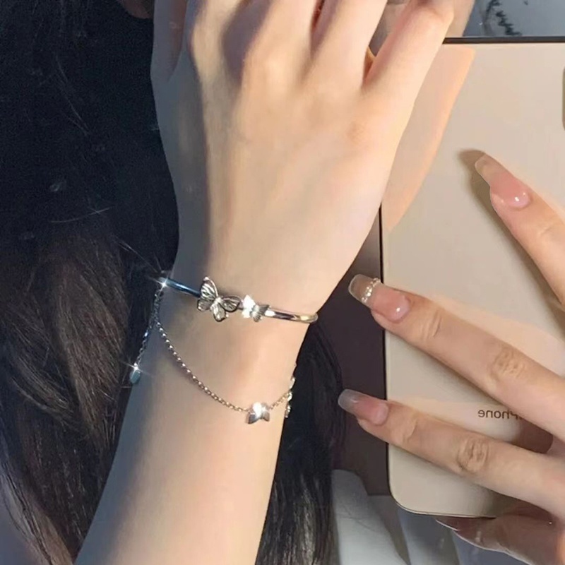 Ins Style อารมณ์ สร้อยข้อมือผีเสื้อ คลาสสิก โซ่คู่ พู่ สายรัดข้อมือ หรูหรา เปิดกําไลข้อมือ