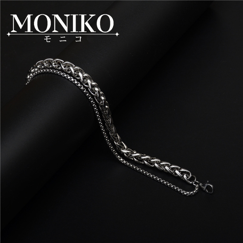 MONIKOสร้อยข้อมือเหล็กไทเทเนียมบุรุษสีเงิน