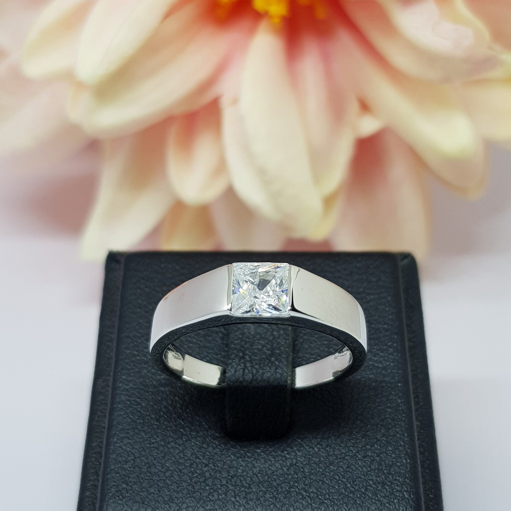 Memorine Jewelry แหวนเงินแท้ 925 ฝังเพชรสวิส (CZ) : ONLR185