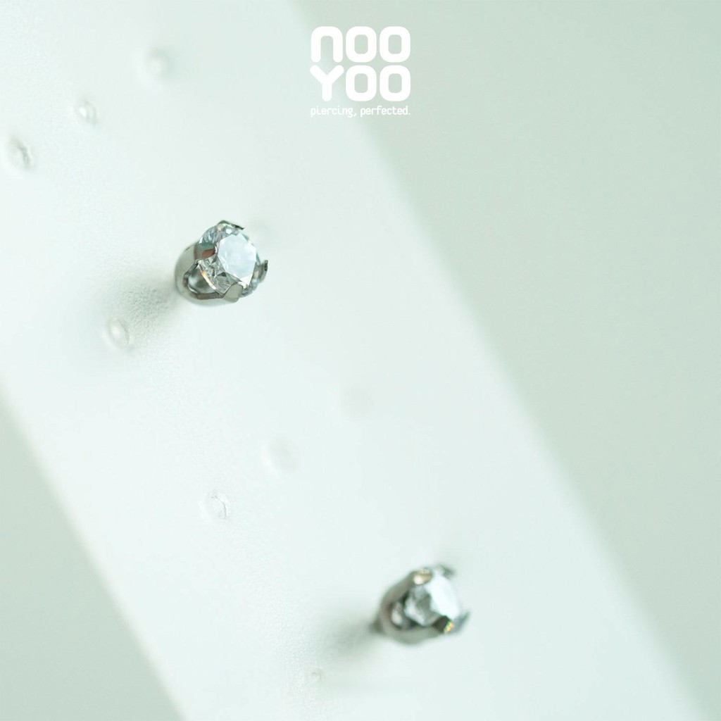 NooYoo ต่างหูสำหรับผิวแพ้ง่าย Cubic Zirconia Round Cut ขนาด 2-8 มม.
