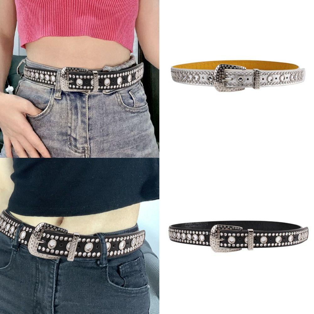 Qqmall เข็มขัดหนัง PU ประดับเพชร โลหะผสม สไตล์พังก์ สีดํา สําหรับผู้หญิง ผู้ชาย