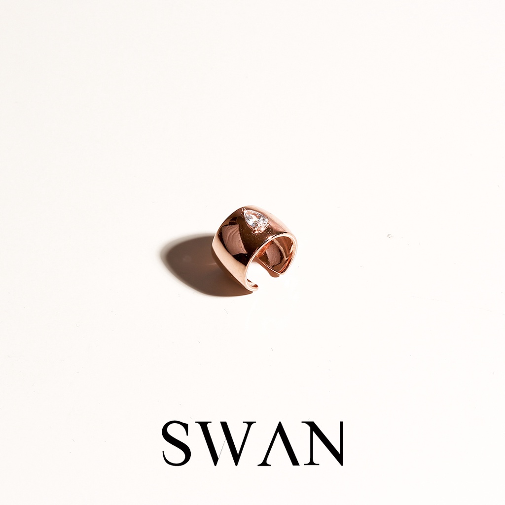 SWAN - Plain Pear Cuff ต่างหูหนีบเงินแท้ คล้องหู ไม่ต้องเจาะ ฝังเพชรคิวบิกเซอร์โคเนีย cubic zirconia