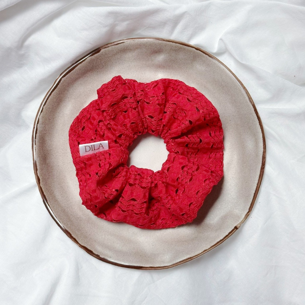 Scrunchie ๐ Oversized ๐ Scarlett