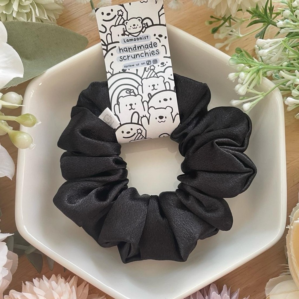 Scrunchie • Regular • Charcoal black