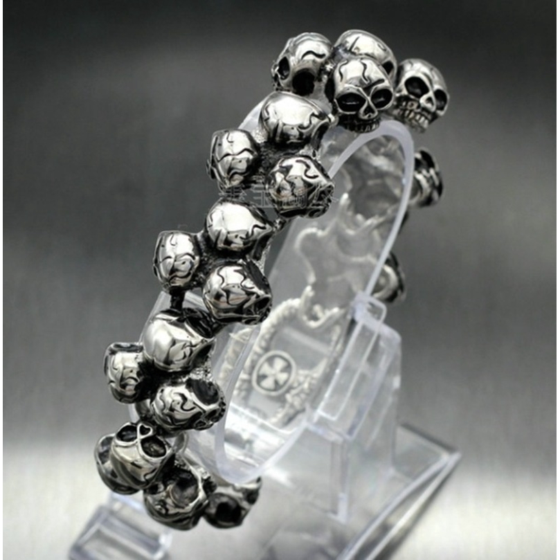 Skull Pattern Bangle for Men