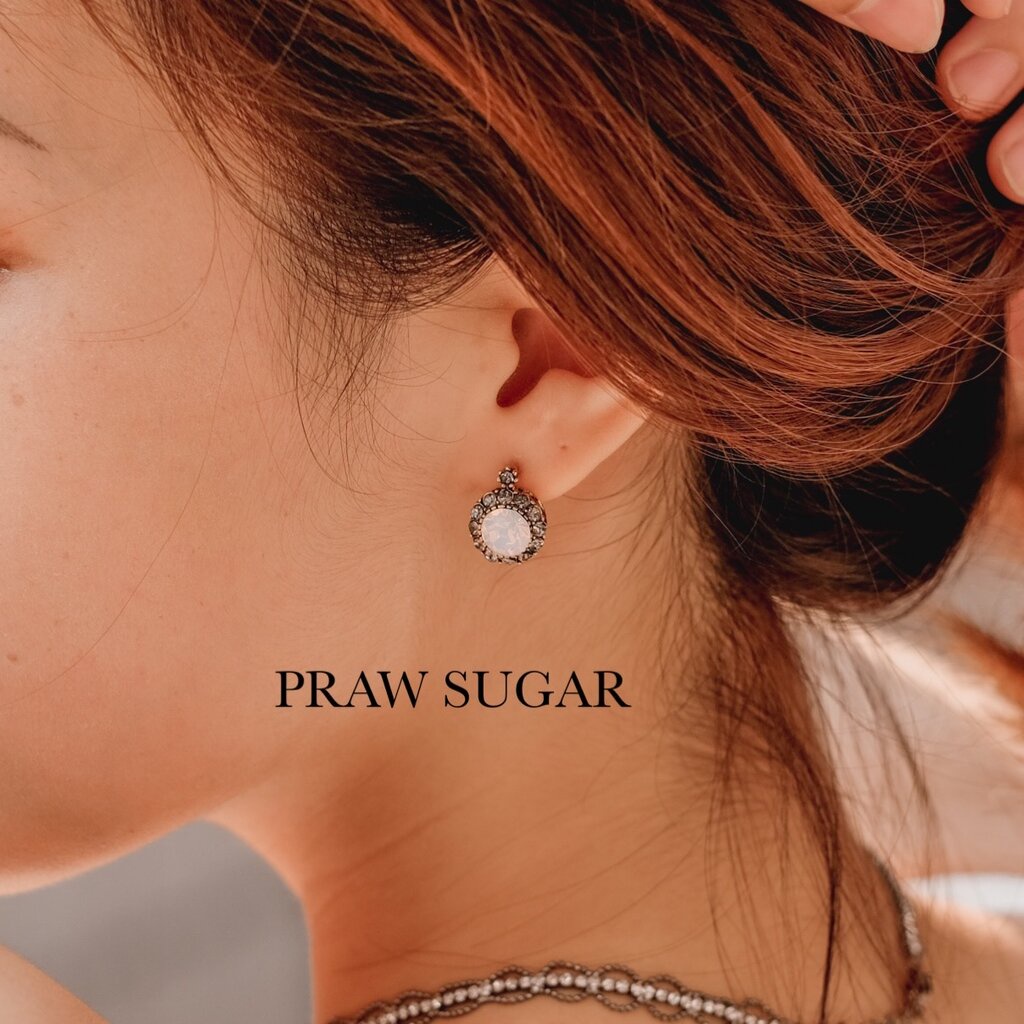 Swarovski Stud Earrings ต่างหูคริสตัลสวารอฟสกีติดหูสไตล์วินเทจทรงกลม (มี 24 สี)