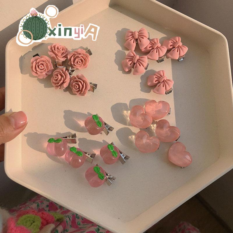 XINYIA 1 หัวใจ รูปดอกคามิเลีย ประดับโบว์ ที่ติดเพชรผม สีชมพู กิ๊บดอกไม้ติดผมสําหรับผู้หญิง 2024