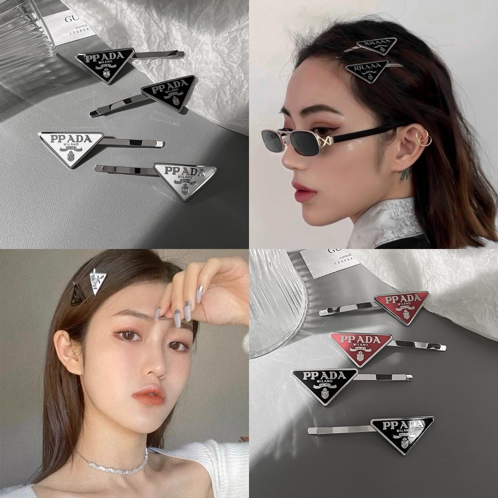 กิ๊บติดผม ทรงสามเหลี่ยม พิมพ์ลายตัวอักษร สไตล์เกาหลี สําหรับผู้หญิง 2 ชิ้น