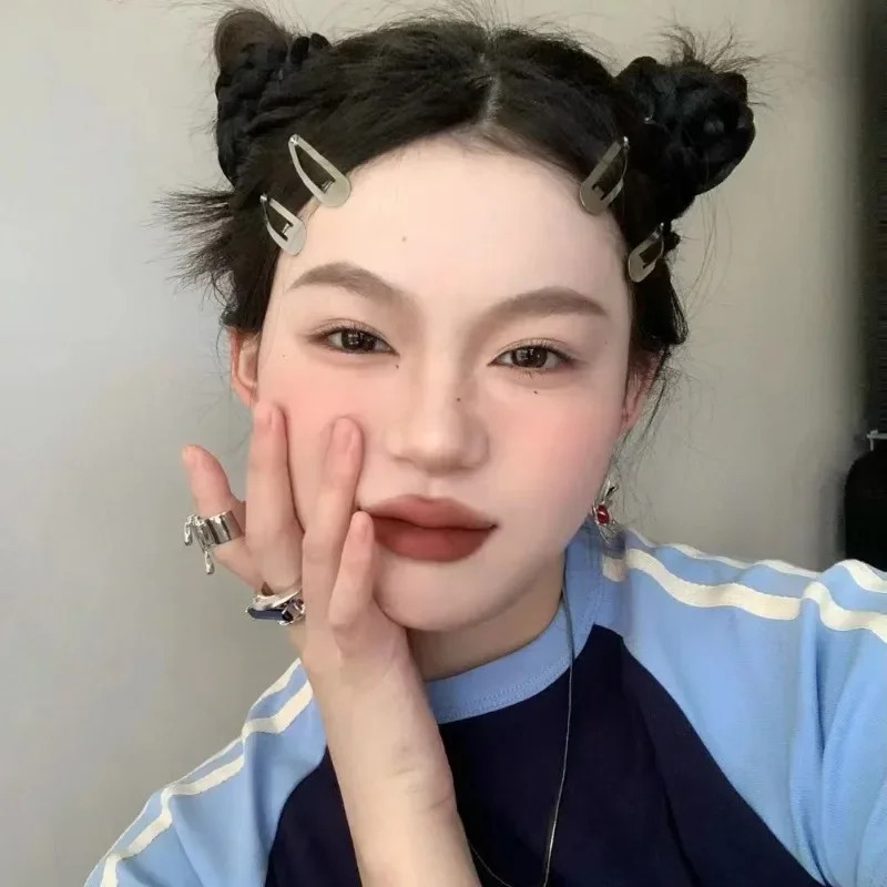 กิ๊บติดผมโลหะ รูปหยดน้ํา Y2K สไตล์พังก์ สําหรับจัดแต่งทรงผม 50 ชิ้น