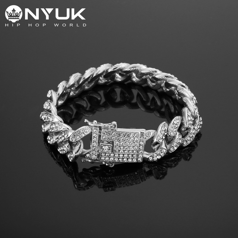 ข้อมือฝังเพชร ทอง18K