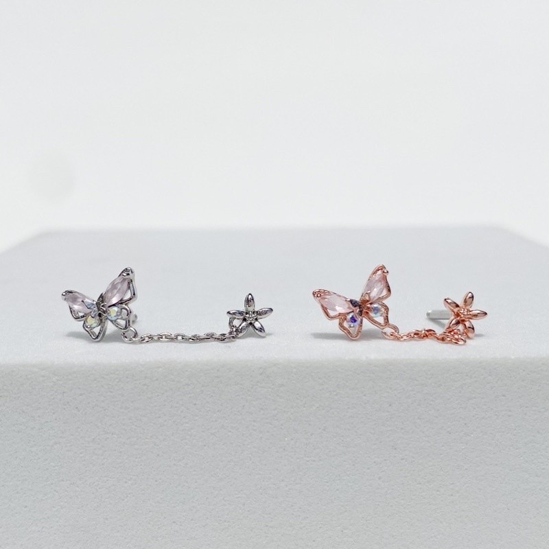 จิวต่างหูเกาหลี More Than Piercing: C012 Pinky Butterfly Chain