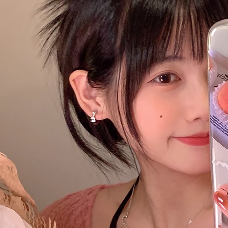 ชุดเครื่องประดับ ต่างหูห่วง ประดับเพทาย และโบว์ เหมาะกับผู้หญิง 1 คู่