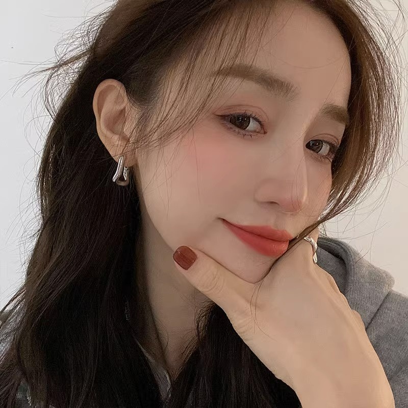 ต่างหูสตั๊ด โลหะ ชุบเงิน S925 รูปแมวน่ารัก สําหรับผู้หญิง