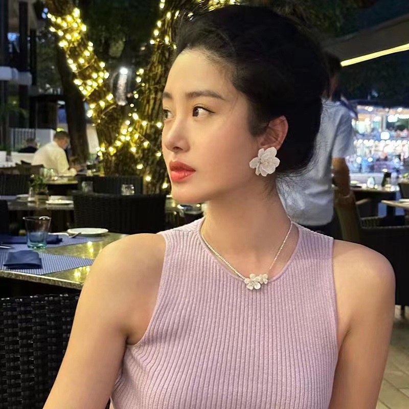 ต่างหูแฟชั่น รูปเปลือกหอย ดอกไม้ สีขาว เรียบง่าย