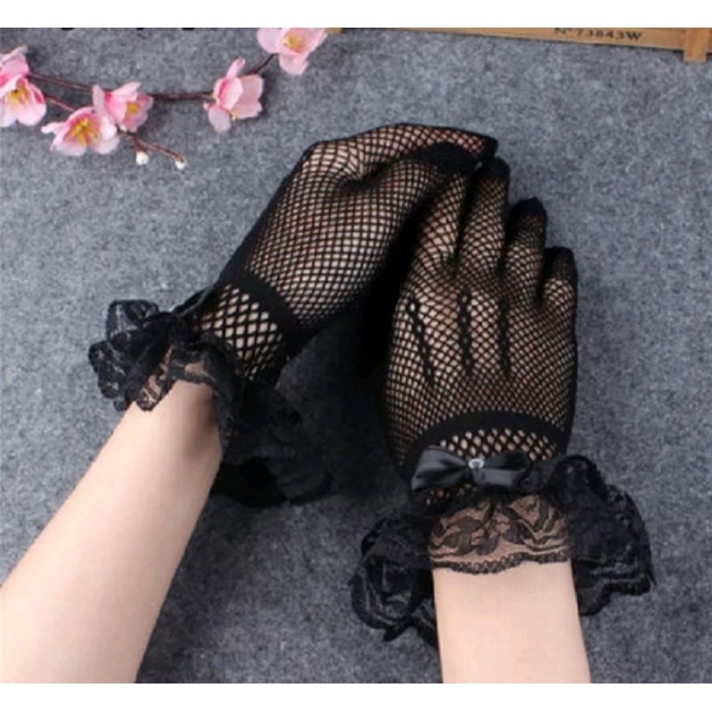ถุงมือตาข่ายลูกไม้ระบาย พร้อมส่ง