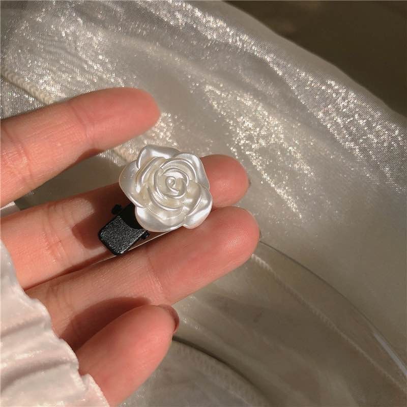 พร้อมส่ง  ราคา /ชิ้น กิ๊บติดผมดอกไม้ มินิมอลเล็ก น่ารักสไตล์ เกาหลี สำหรับเด็กผู้หญิง