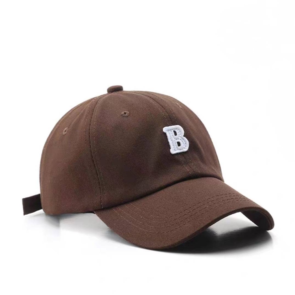 (พร้อมส่ง) หมวกแก๊ปสำหรับผู้ใหญ่ หมวก Cap ผ้า COTTON สีพื้น ปักฟอนต์อักษร 