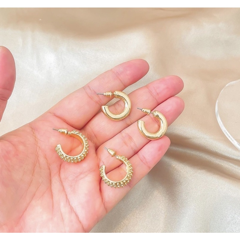 **พร้อมส่ง** เซตห่วง 1.8 ซม. สวยน่ารักมินิมอล  ราคา 60 บาท/ เซต