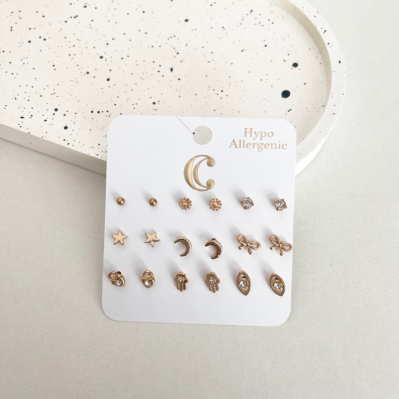 **พร้อมส่งจากร้านในไทย** C hypo Allergenic เซตสีทองแบบติดหูน่ารักๆ มินิมอล 9 คู่สุดคุ้ม  Price : 50 Baht / piece