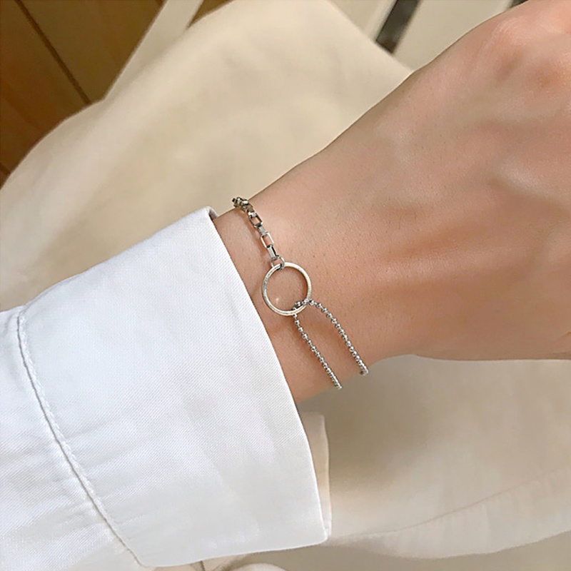 สร้อยข้อมือตาข่ายแบบวงกลมเรียบง่ายส่วนบุคคล สร้อยข้อมืออสมมาตรอารมณ์อเนกประสงค์