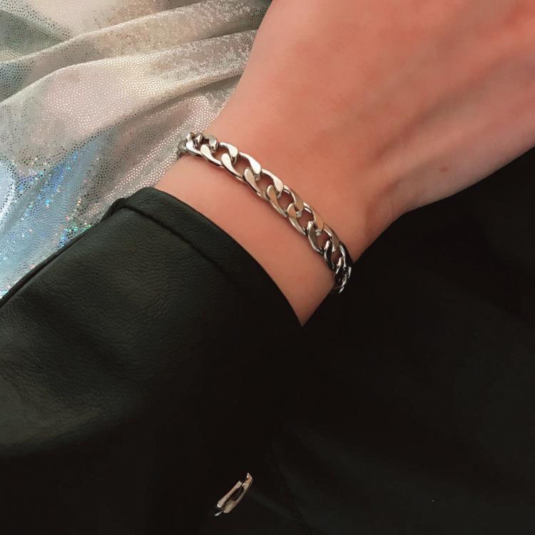 สร้อยข้อมือโซ่ สร้อยข้อมือ สไตล์ยุโรป เครื่องประดับ ผู้หญิงและผู้ชาย B61