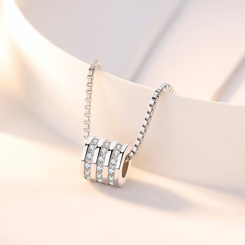 สร้อยคอ Crystal Rolling Cylinder Pendant Necklace เครื่องประดับ minimal