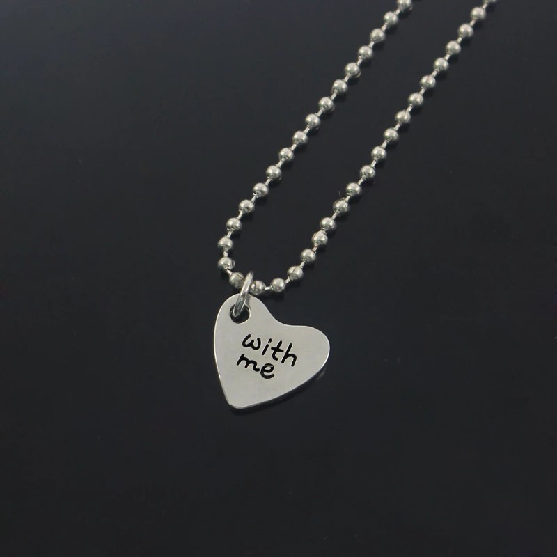สร้อยคอโซ่ จี้ตัวอักษร Your Heart Is With Me ประดับลูกปัด แฟชั่นคู่รัก 2 ชิ้น