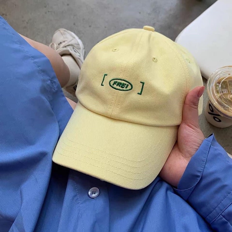 หมวก FREI 95฿ สีเหลือง น้ำเงิน