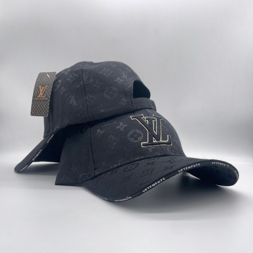 หมวกแก๊ป Louis Cap หมวกหลุยส์ งานปัก สไตล์ฟชั่น พร้อมป้าย ใส่กันแดด คุณภาพดี Cap Fashion
