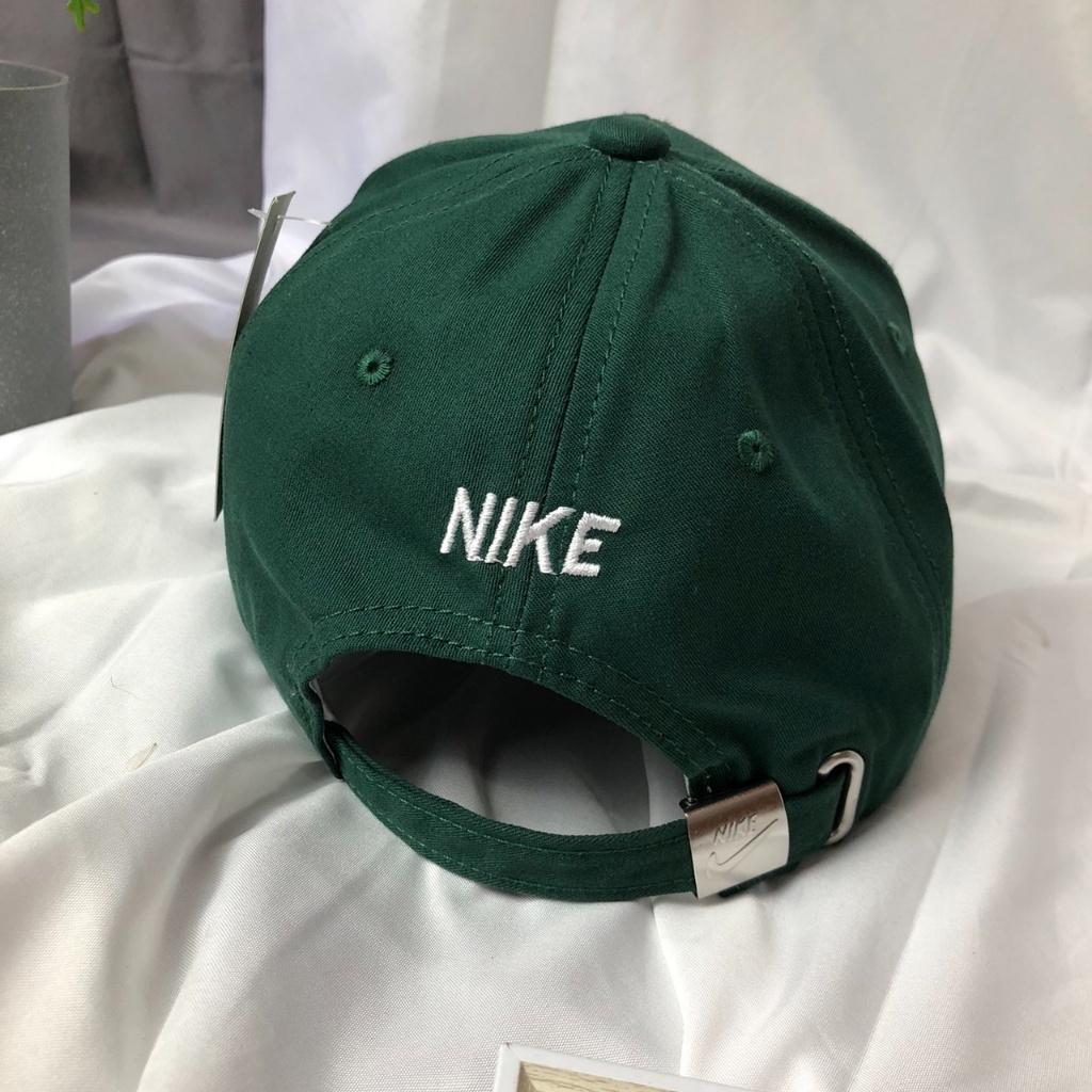 หมวกแก๊ป NIKE แบบใหม่ตัวอักษรภาษาอังกฤษหมวกผู้ชายผู้หญิงมีสินค้าพร้อมส่งจากไทย
