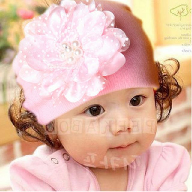 หมวกไหมพรม หมวกปอยผม แต่งลายดอกไม้ใหญ่ปักมุก