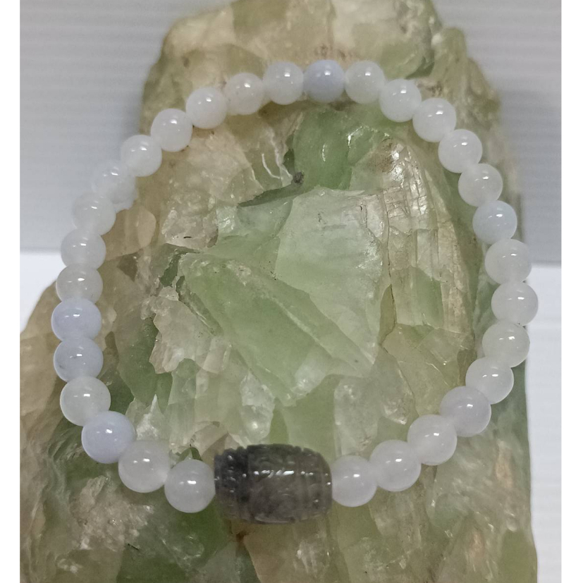 หยก หยกพม่า สร้อยข้อมือหยกสีขาวคั่นถังเบียร์แกะสลัก 6.3 mm