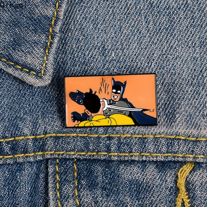 เข็มกลัด รูปการ์ตูนค้างคาว อัศวิน Dark Knight Zorro เหมาะกับของขวัญ สําหรับเพื่อน