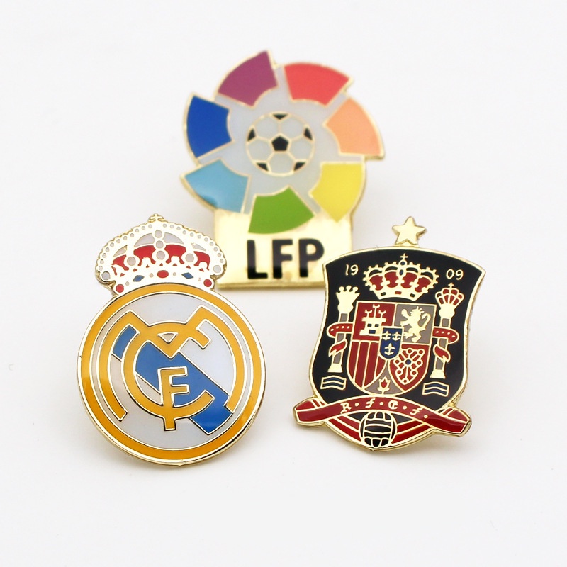 เข็มกลัดโลหะ รูปฟุตบอล Real Madrid Manchester City Milan Paris Liverpool สําหรับเป็นของขวัญ