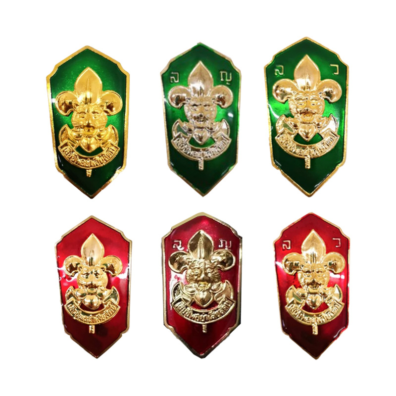 เข็มลูกเสือ เข็มติดอก เครื่องหมาย ผู้บังคับบัญชาลูกเสือ ผู้กำกับ(เขียว) รองผู้กำกับ(แดง)