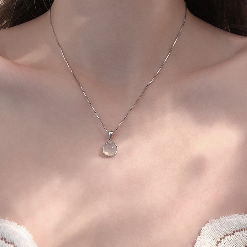 เครื่องประดับ สร้อยคอ จี้หยก ทรงกลม สีขาว แฟชั่นสําหรับผู้หญิง